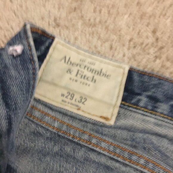Abercrombie & Fitch Slim & Straight Blue Distressed Denim Jeans - Picture 9 of 16